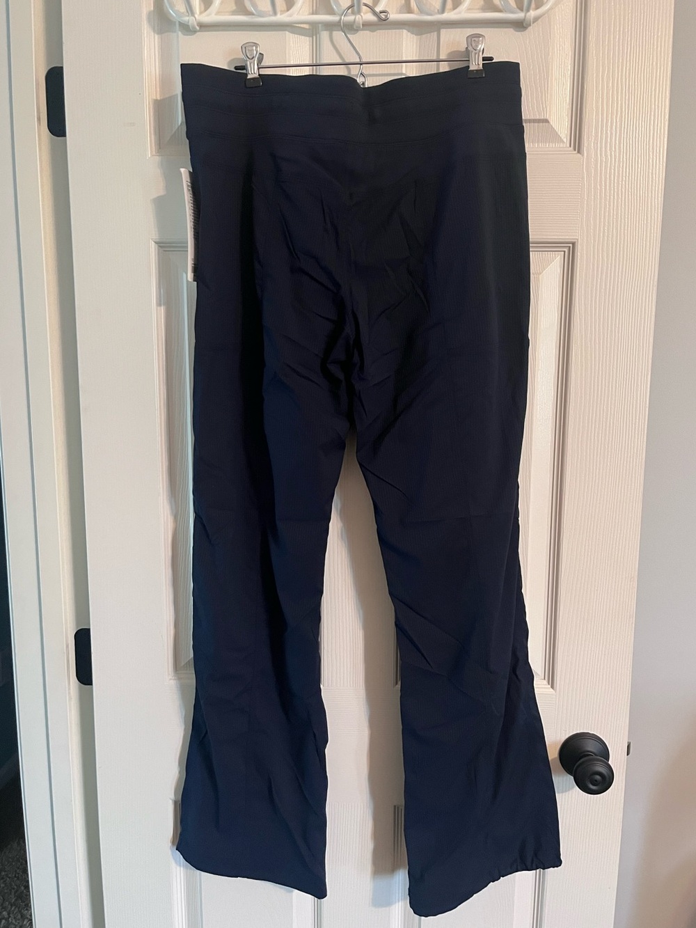 Lululemon Dance Studio Mid-Rise
Pant Regular Navy - Picture 4 of 12